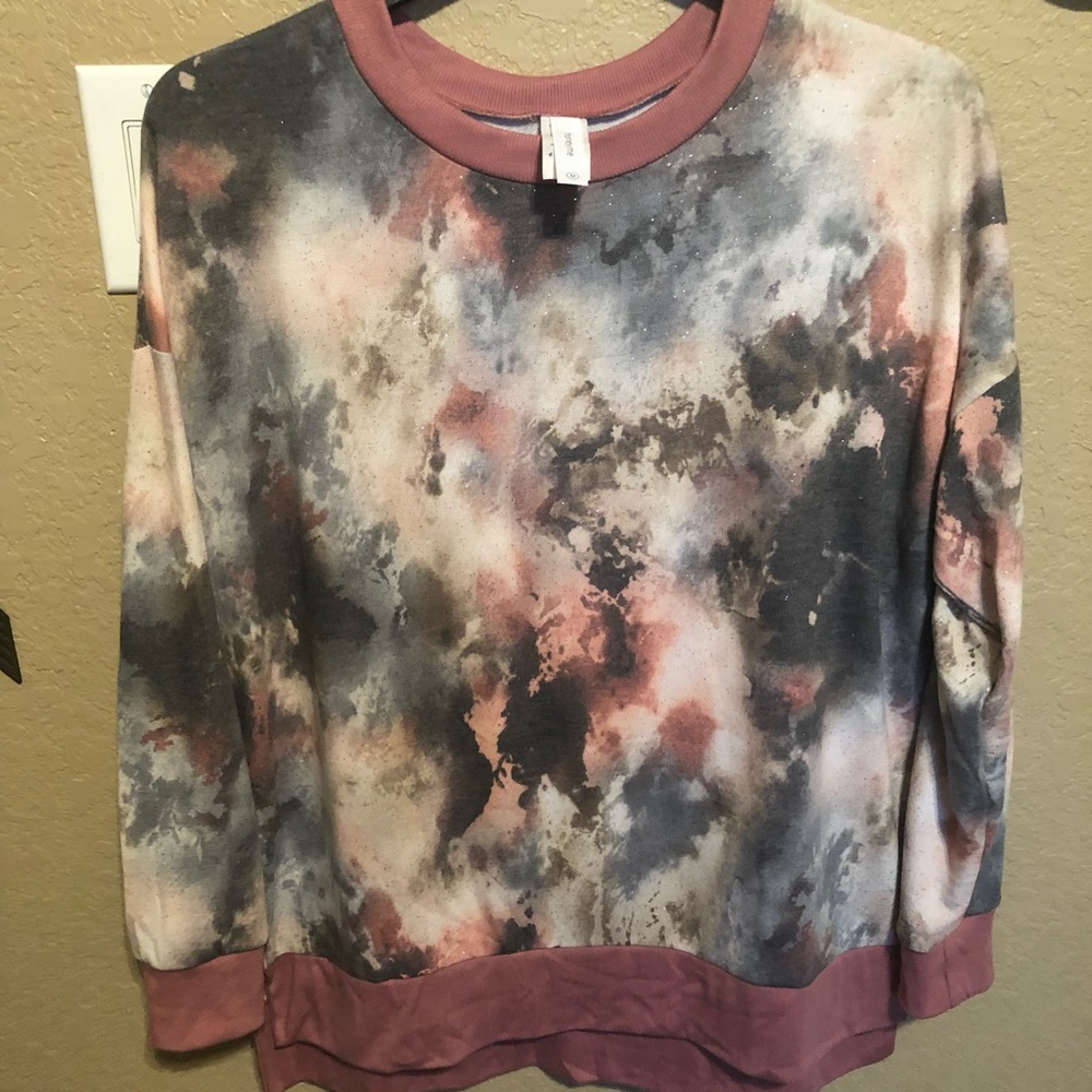 EUC HoneyMe Lightweight Weekender Sweatshirt